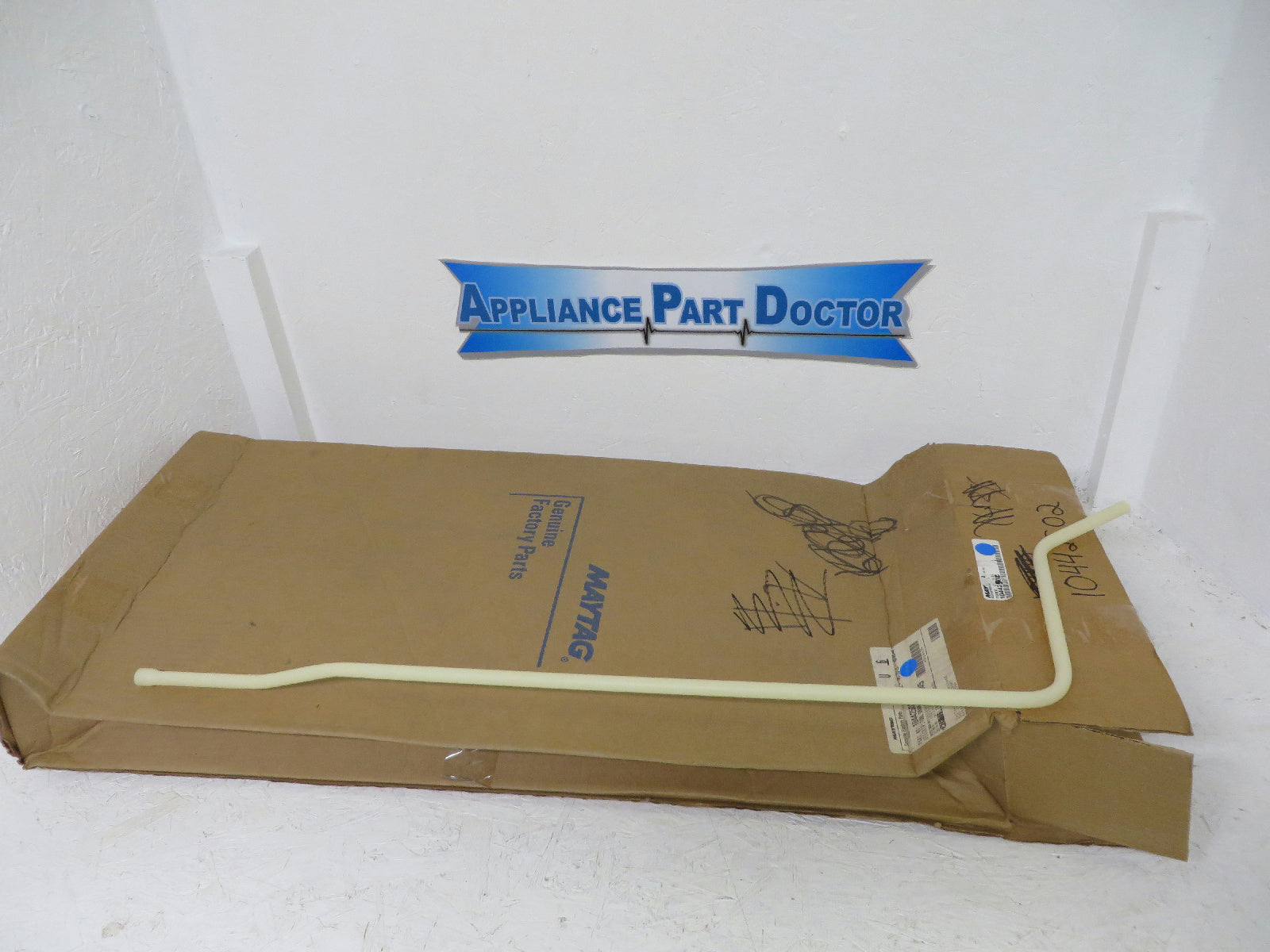 MAYTAG WHIRLPOOL REFRIGERATOR 10442502 DRAIN TUBE NEW MAYTAG WHIRLPOOL REFRIGERATOR 10442502 DRAIN TUBE NEW